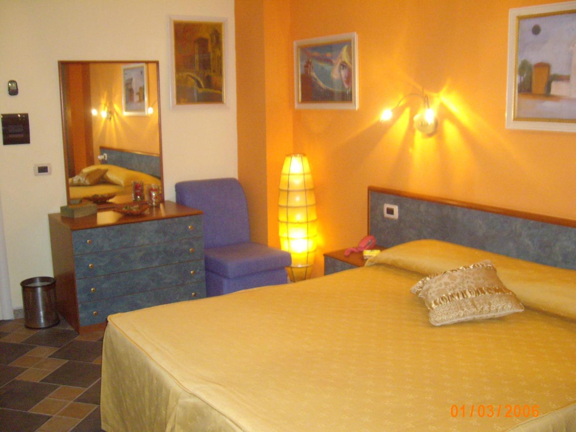 Hotel Blumentag Paola Ngoại thất bức ảnh