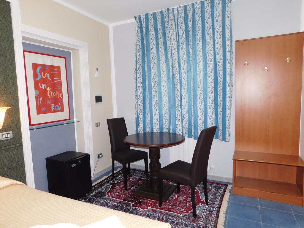 Hotel Blumentag Paola Ngoại thất bức ảnh